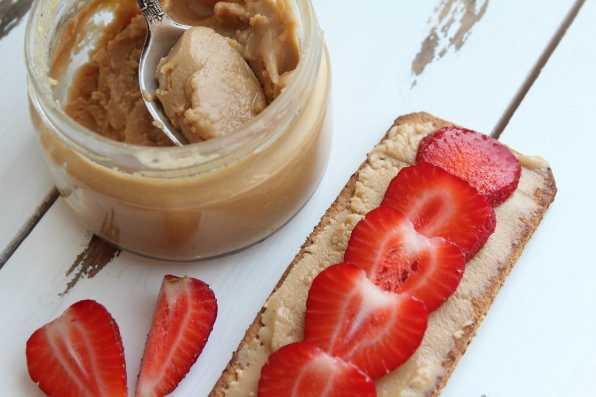 Strawberry-Peanut Butter Toast
