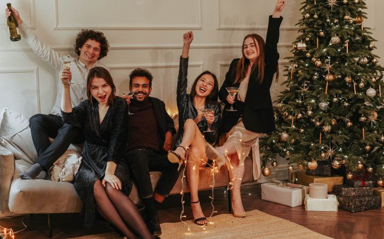 Top 100 Christmas Songs for the Best Christmas Music