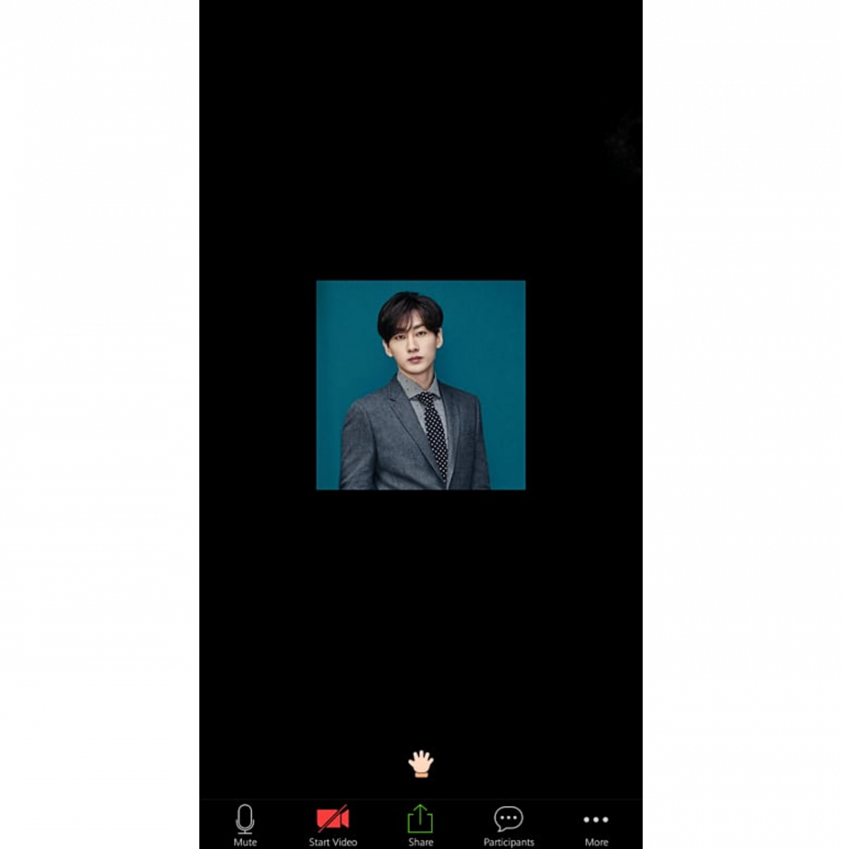 Raise hand on Zoom android.