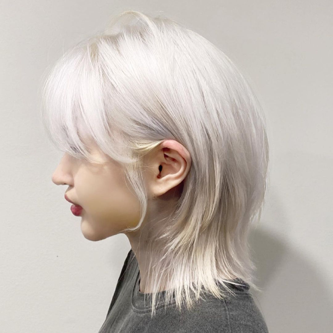 What is the Wolf Cut Hair? Here's What You Need to Know About This Trend  and 35 Ideas You Can Copy! | CitizenSide
