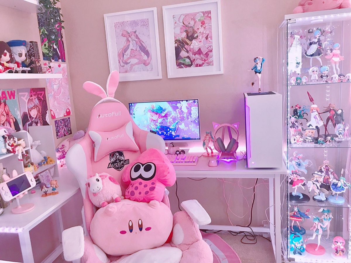 Pastel anime gaming setup.