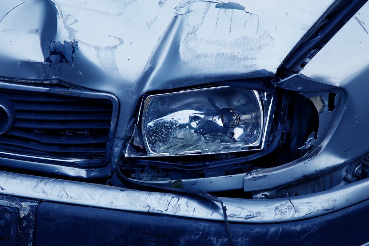 How To Deal With A Traffic Accident?