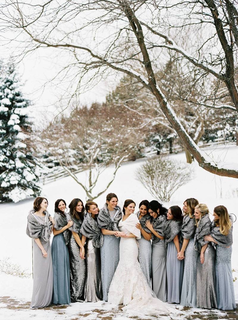 White and silver winter wedding colors