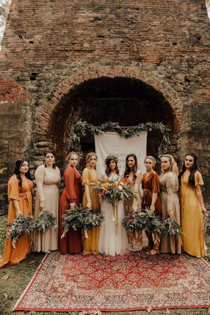 Yellow and nude January wedding colors.