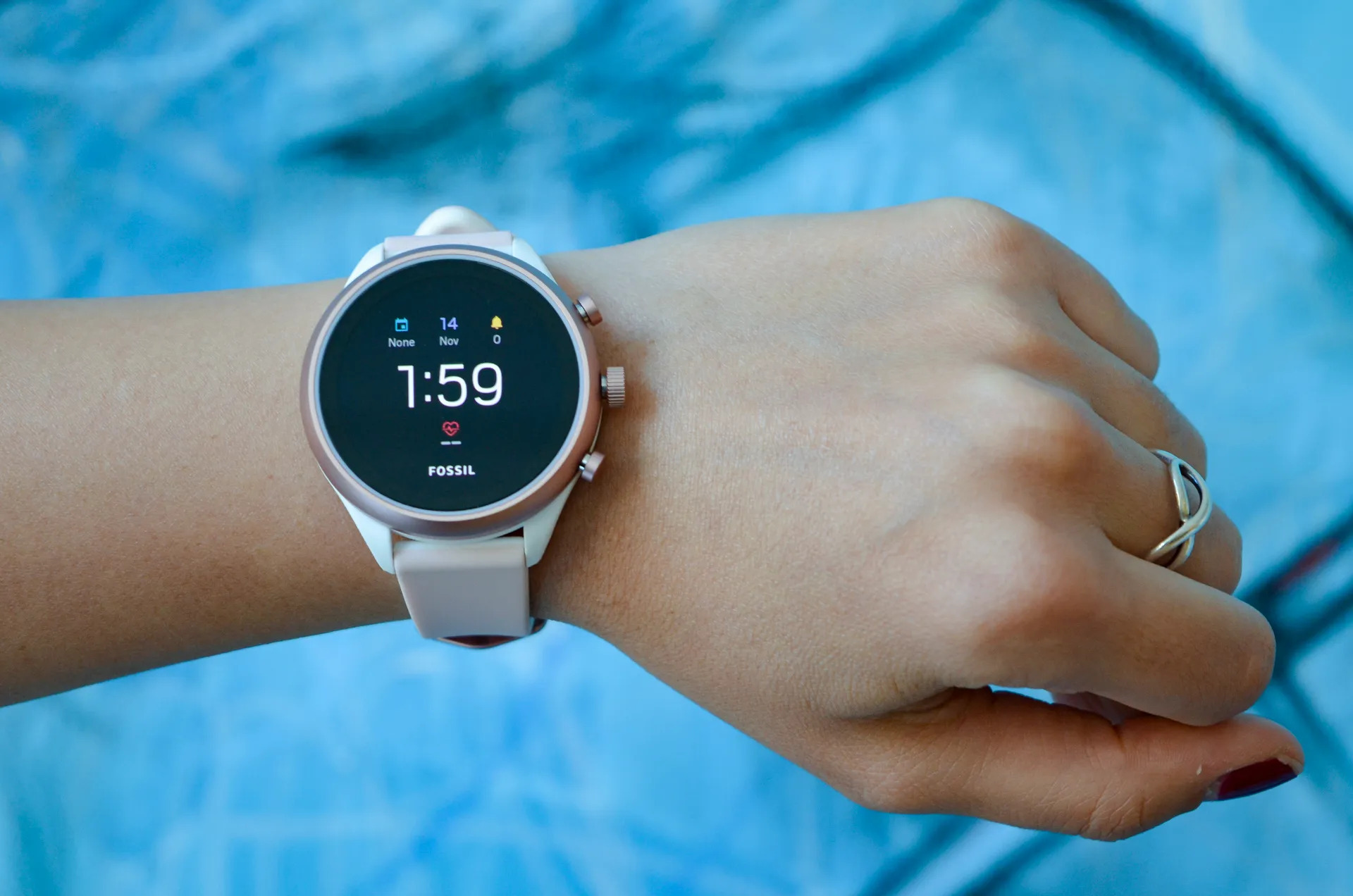 Fossil Sport Review: Excellent And Affordable