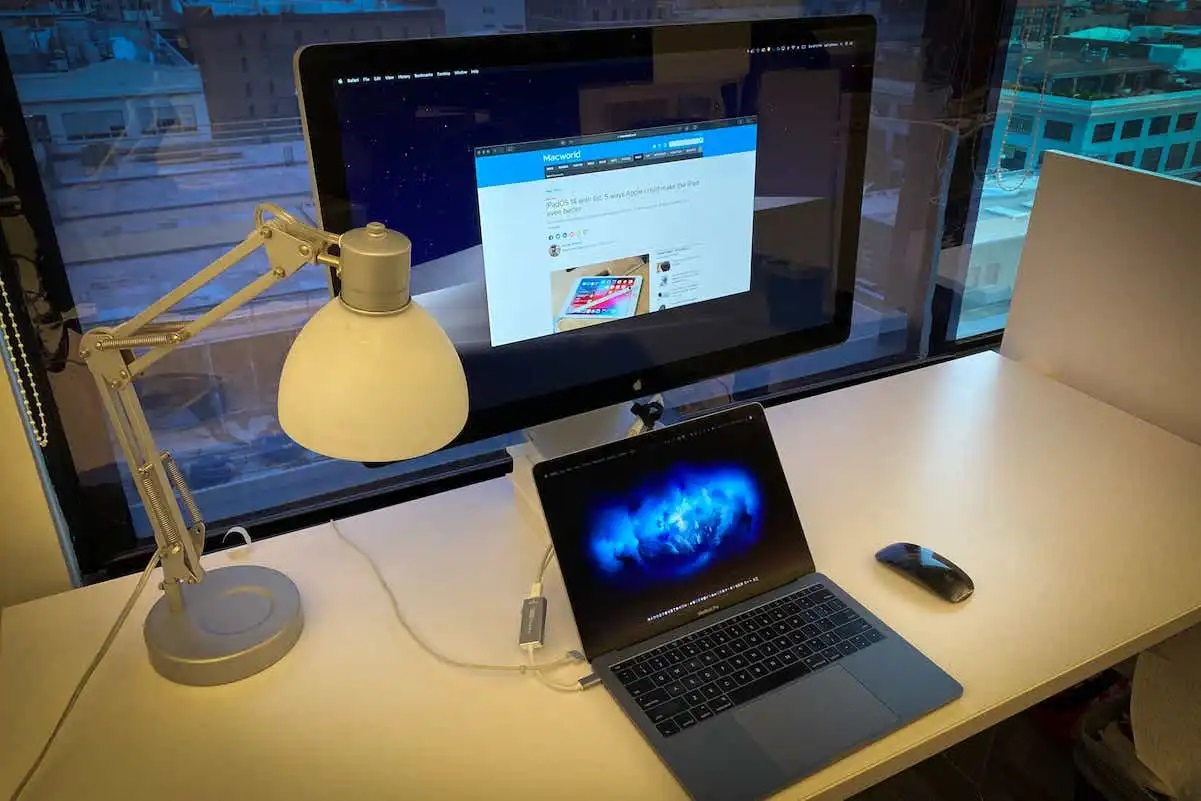 How To Connect Your MacBook Air To A TV