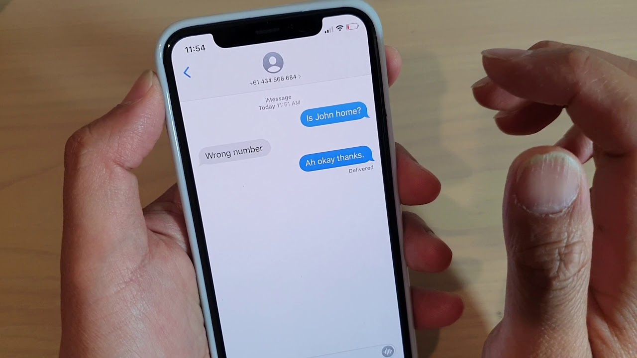 How To Forward A Text Message On IPhone