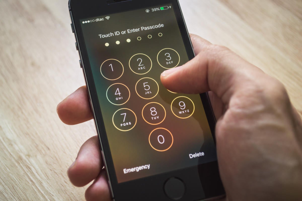 How To Lock Your IPhone Screen Without Ending A Call
