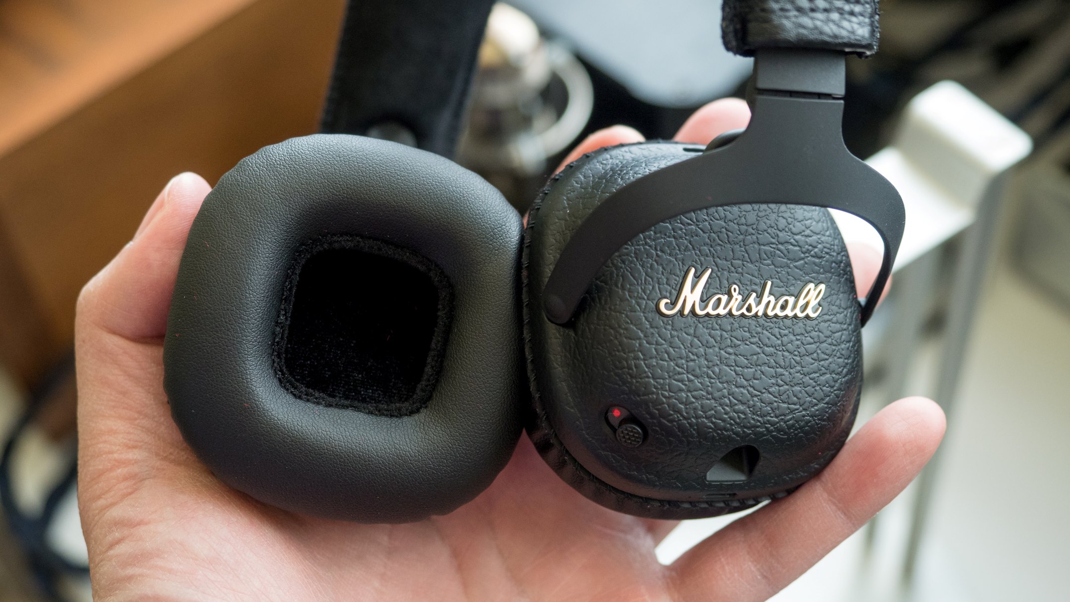 Marshall Mid ANC Review: Slick Looks, Awesome Sound