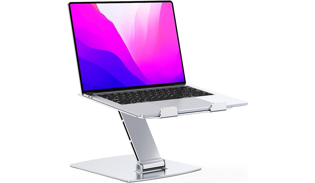 8-best-laptop-raisers-for-desk-for-2023