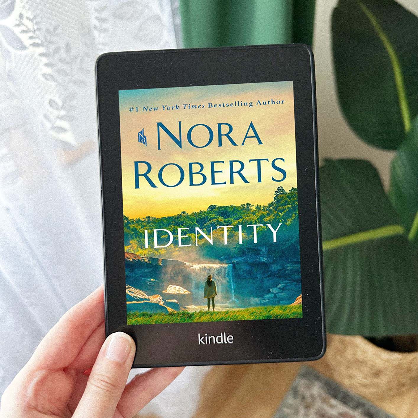 8 Superior Nora Roberts Kindle Books for 2024
