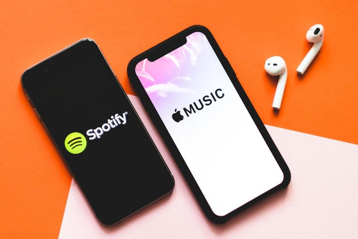 apple-music-vs-spotify-which-one-is-right-for-you