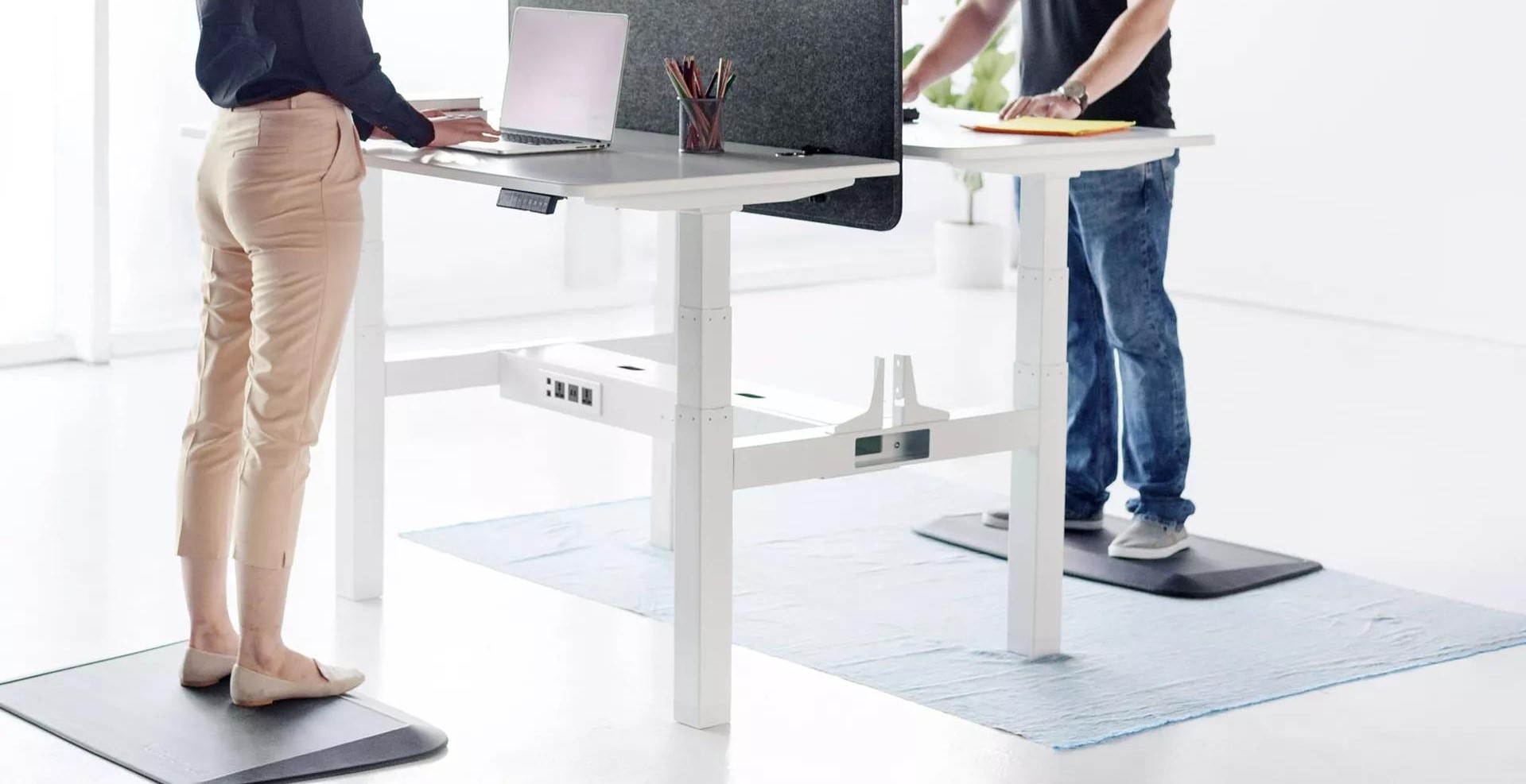cumuluspro-standing-desk-mat-review-a-restful-place-to-stand
