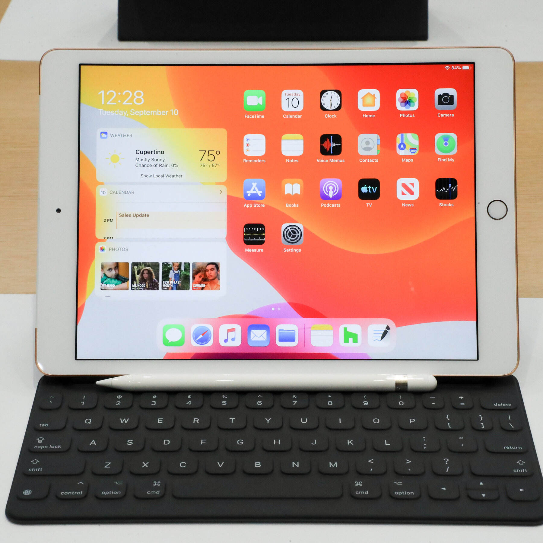 how-apples-ipad-could-learn-a-thing-or-two-from-lenovos-tablets