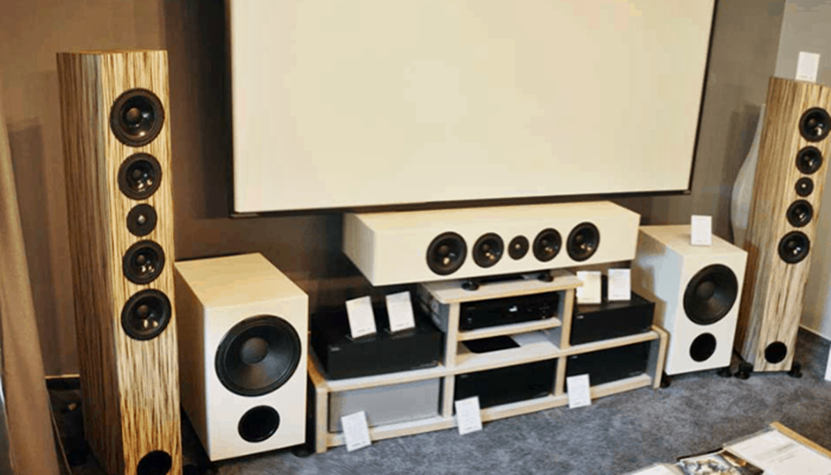 How Do I Position Loudspeakers For My Home Theater System?