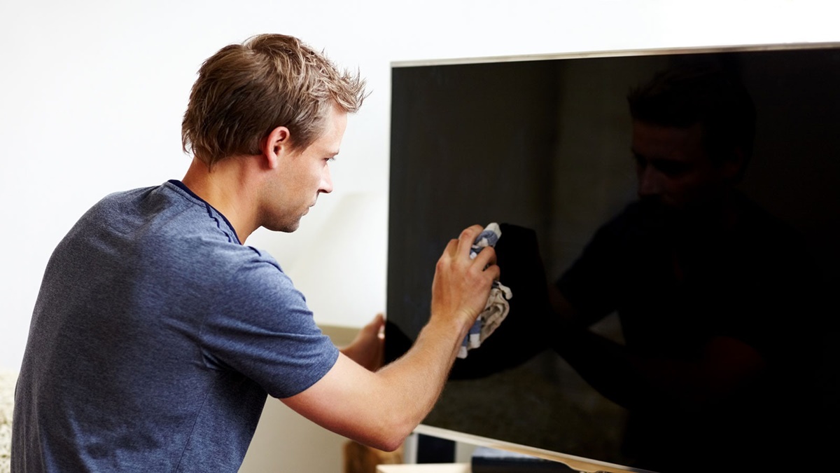 how-to-clean-a-flat-screen-tv