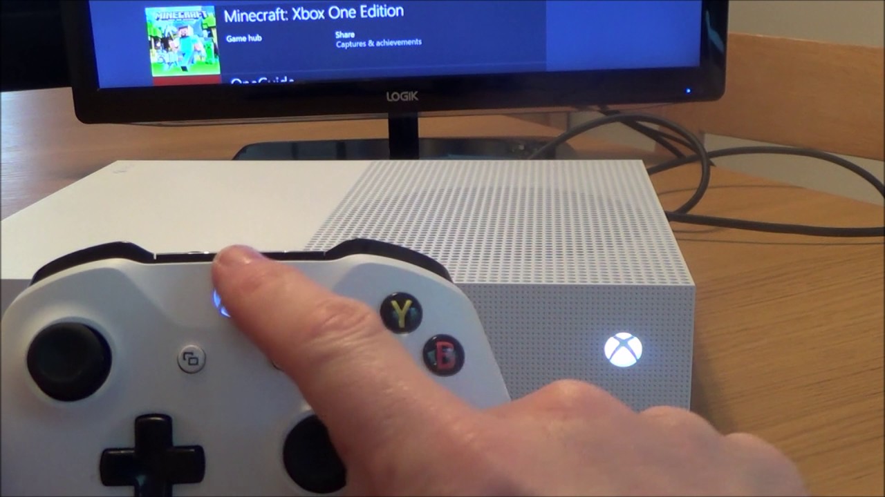 How To Connect And Sync Your Xbox One Controller With An Xbox Series X Or S