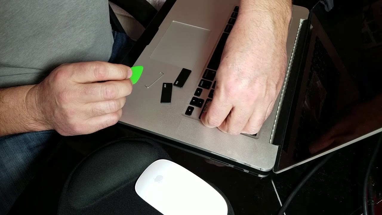 how-to-fix-it-when-a-macbook-pro-keyboard-isnt-working