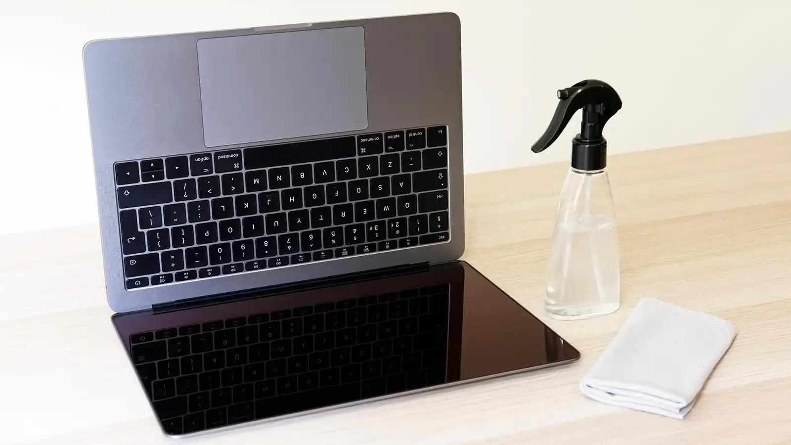 How To Keep Your Mac Keyboard And Mouse Clean