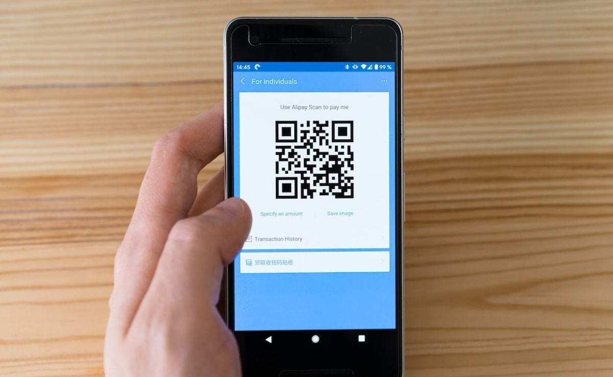 How To Scan A QR Code On iPhone Or Android