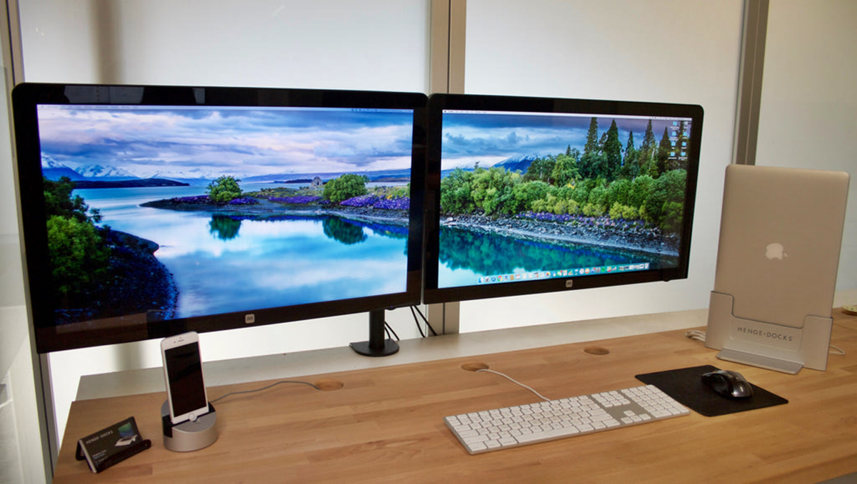 How To Set Different Wallpapers On Dual Monitors