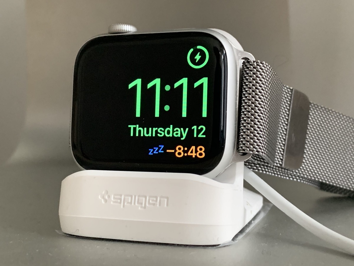 How To Set Up And Use Apple Watch Nightstand Mode
