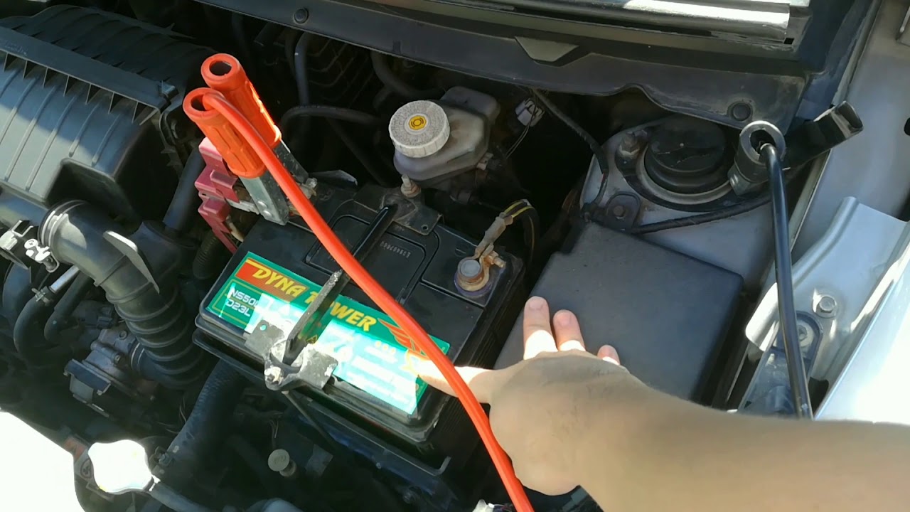 how-to-use-a-jump-box-to-jump-start-a-car