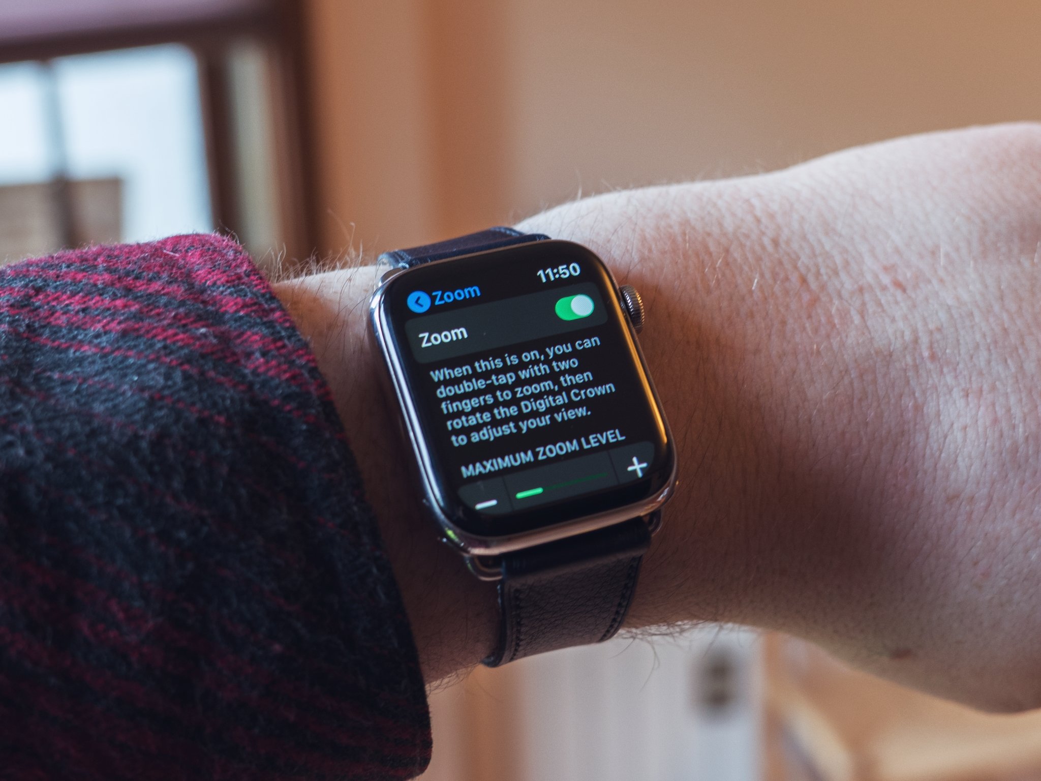 How To Zoom In And Out On Apple Watch