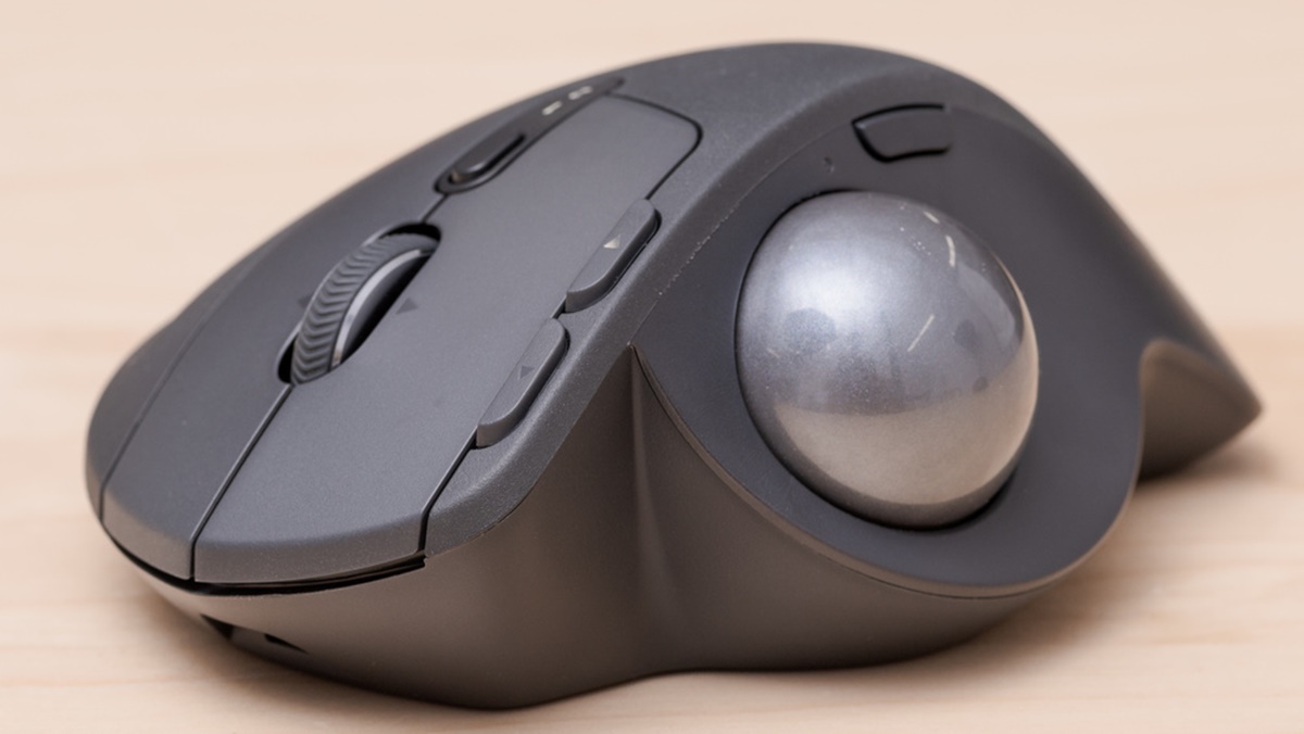 Logitech MX Ergo Plus Review: Stay Productive Without Lifting A Finger
