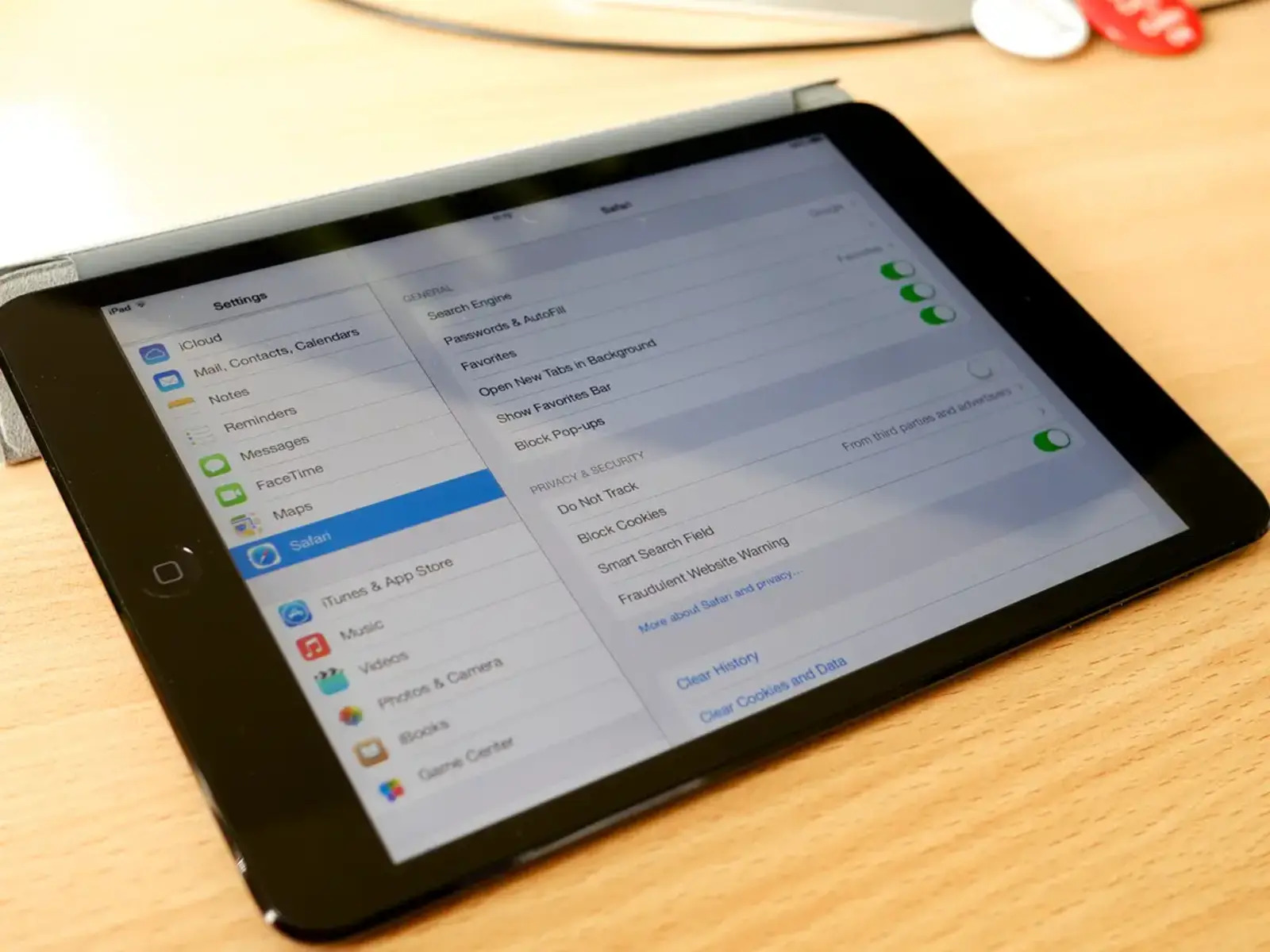 prevent-someone-from-exiting-an-ipad-app