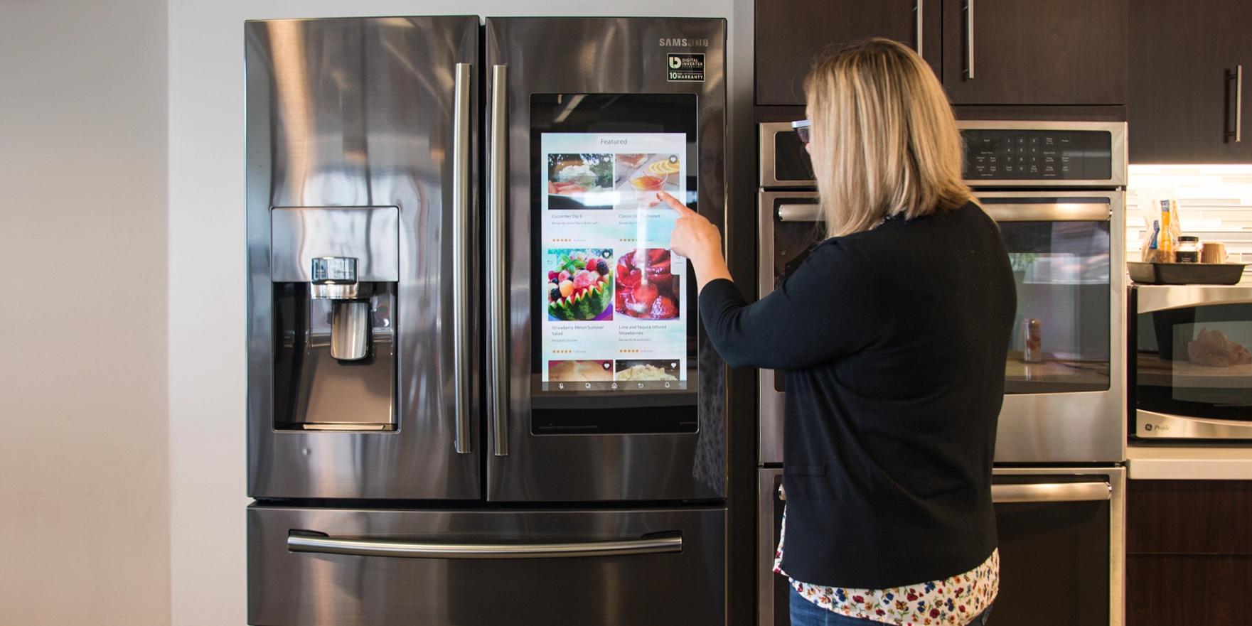 Samsung Family Hub: How It Manages Your Home From The Kitchen