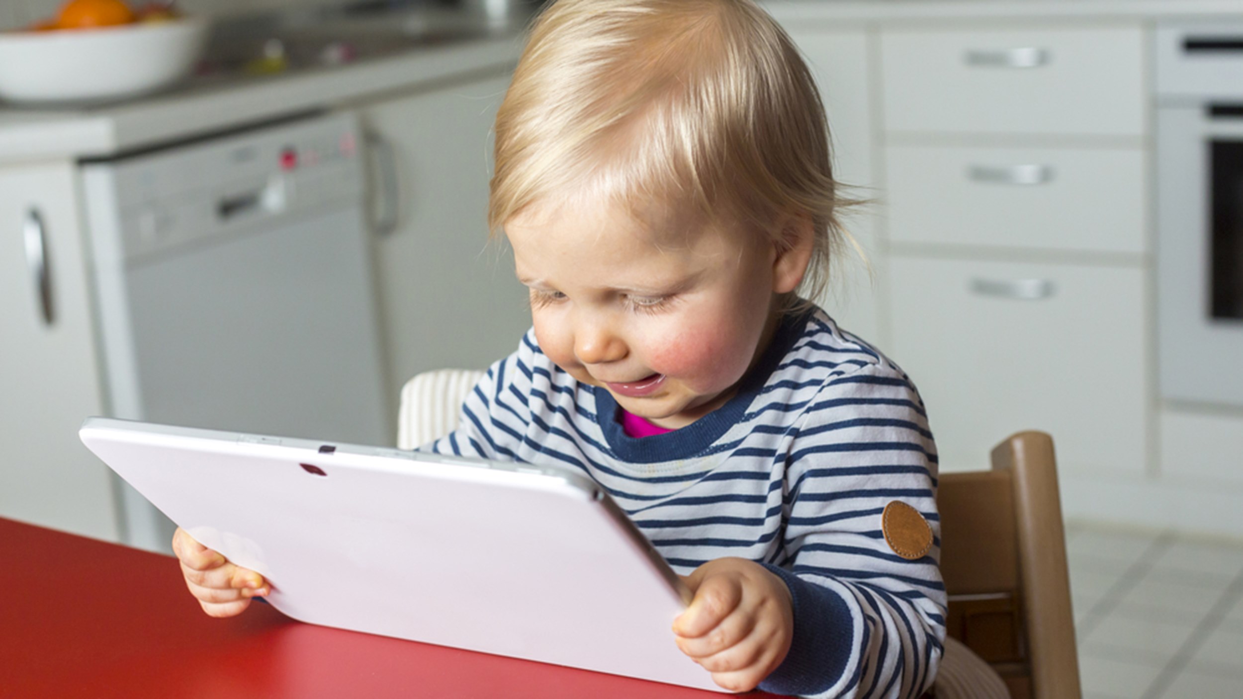 Should Your Kid Use An iPad? And For How Long?