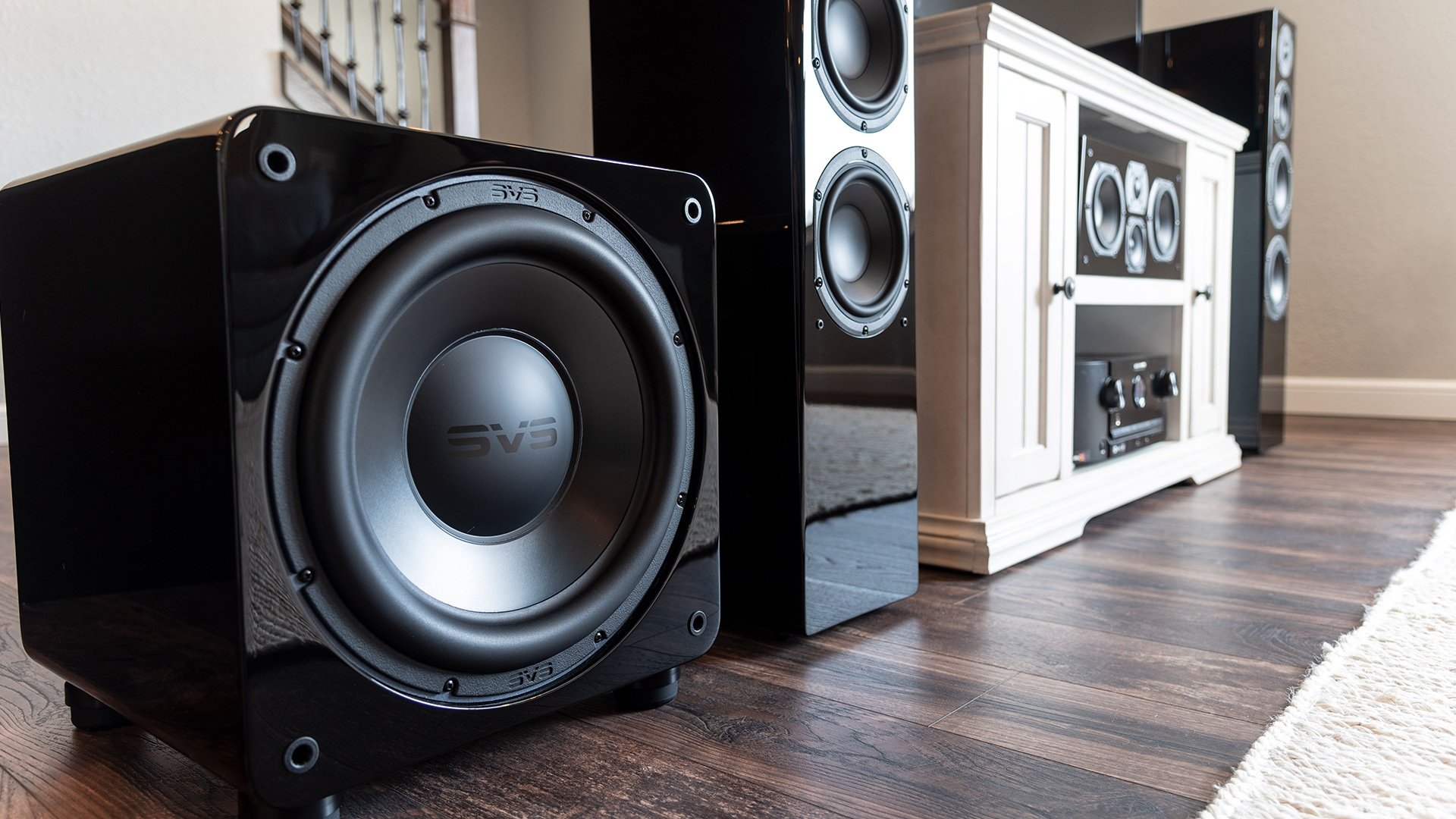 the-benefits-of-using-multiple-subwoofers
