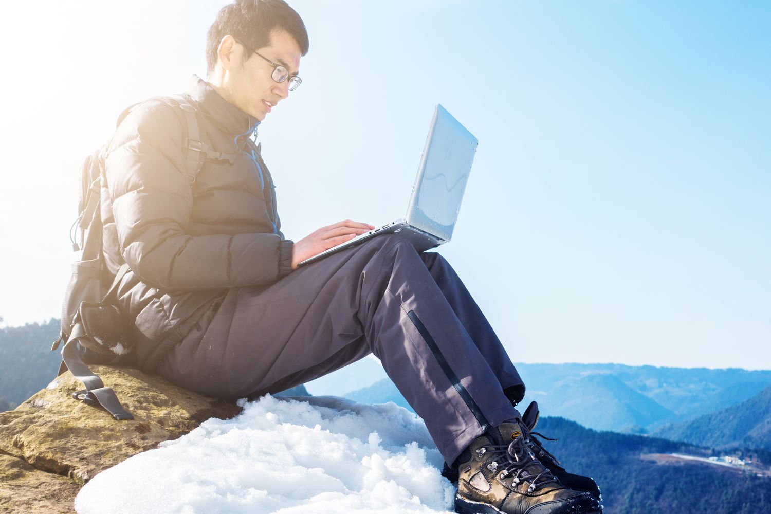 Top Cold-Weather Tips For Laptops