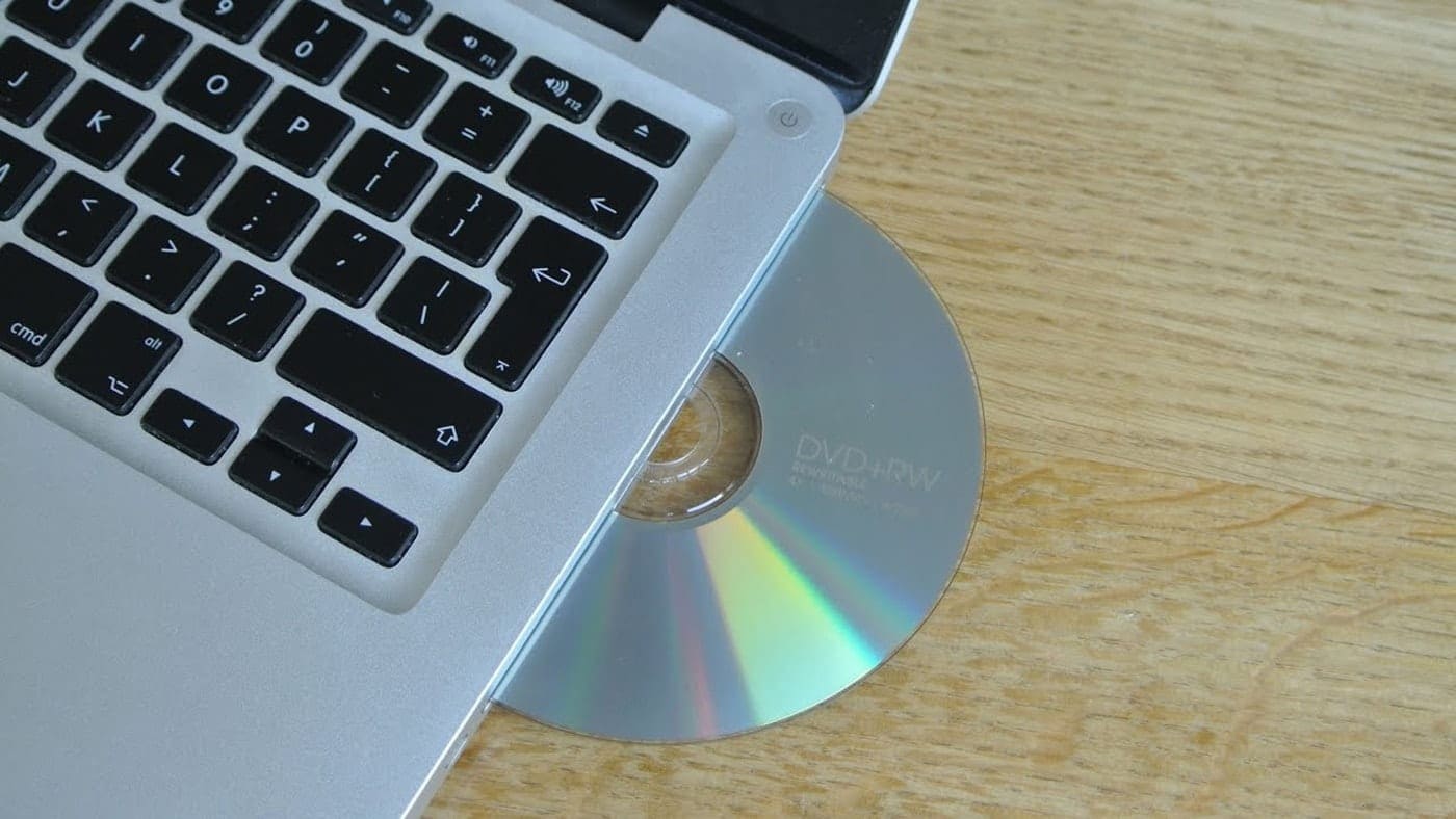 Use The Mac’s Boot Manager To Eject A Stuck CD/DVD