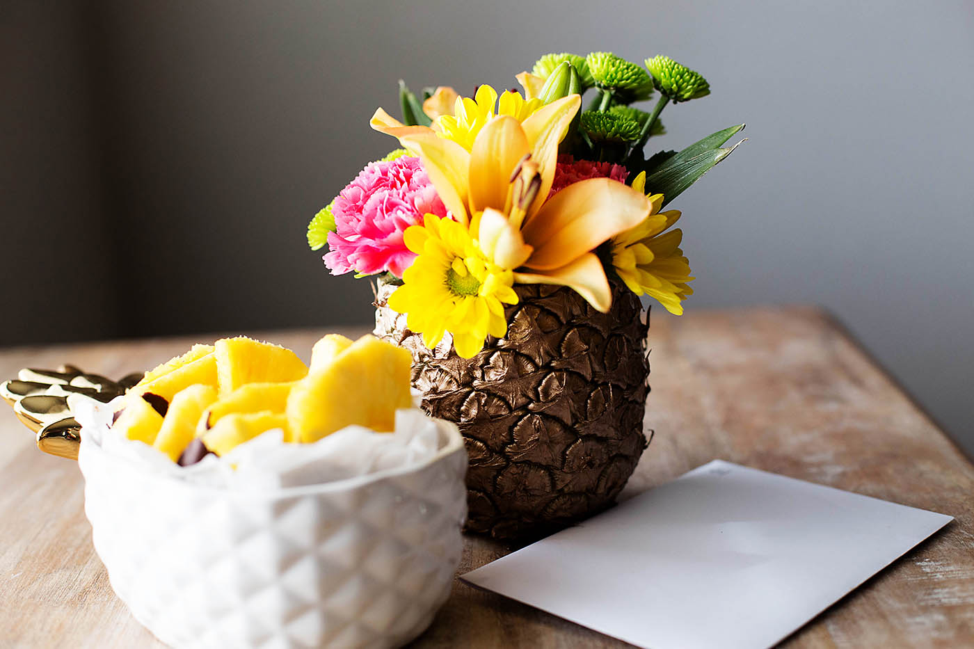 11 Incredible Pineapple Vase for 2024