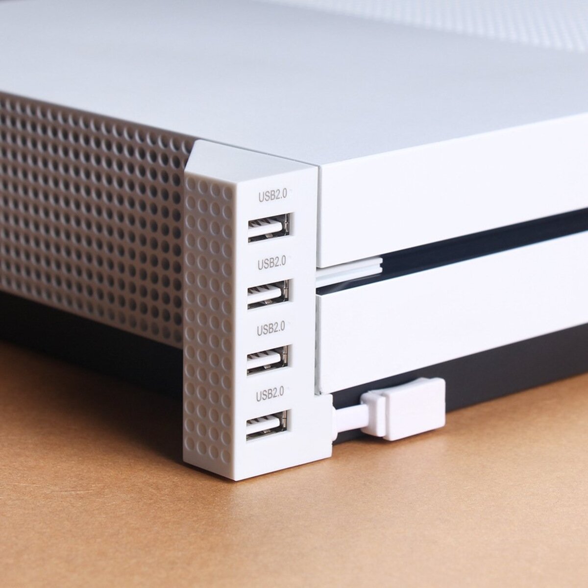 12 Incredible Xbox One USB Hubs For 2023