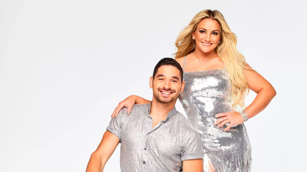 Britney Spears Fans Take Aim At Jamie Lynn And ‘DWTS’ Partner