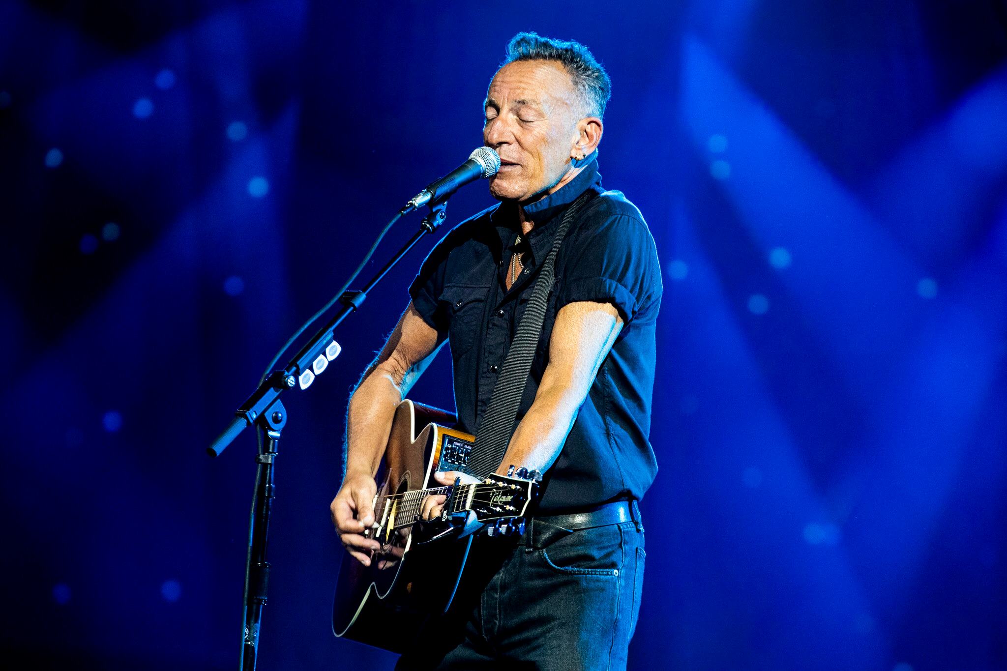 Bruce Springsteen Postpones Remaining 2023 Concerts Due To Ulcer Disease