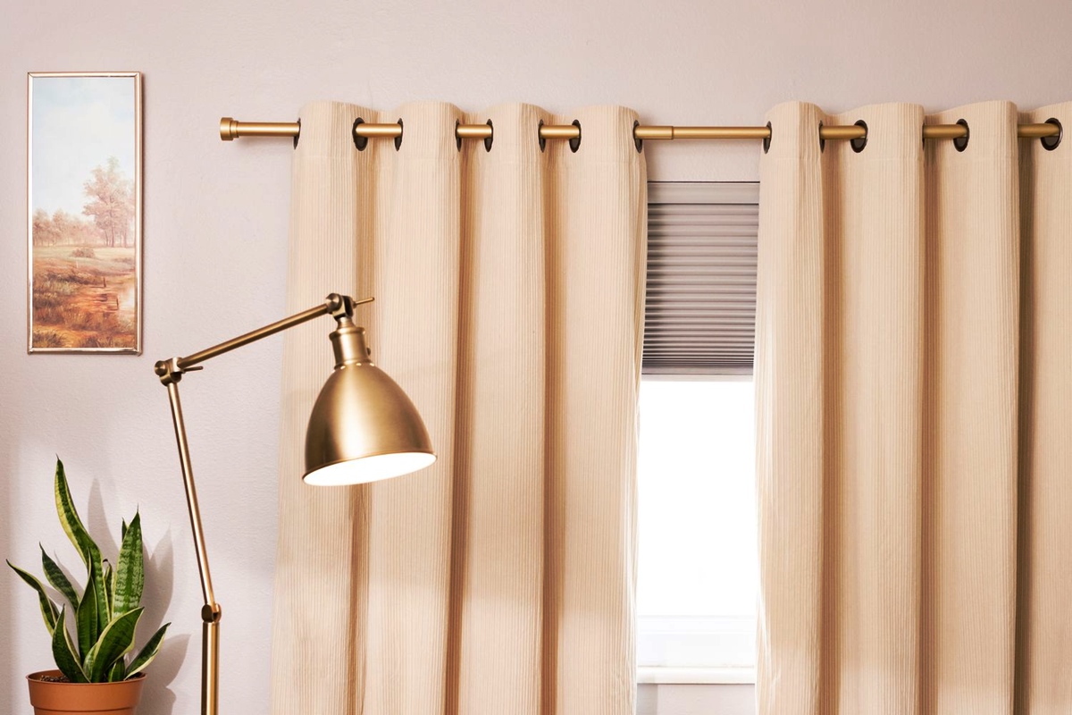 How Much To Install Curtain Rods