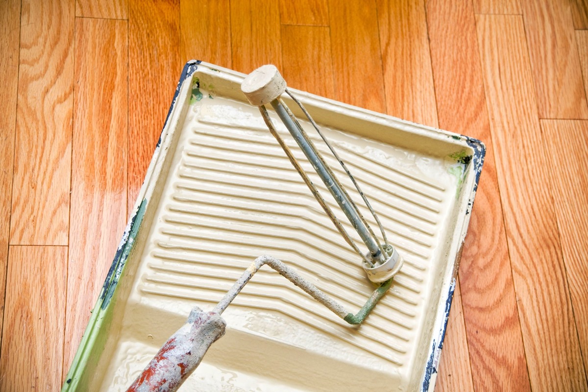 How To Clean A Paint Tray