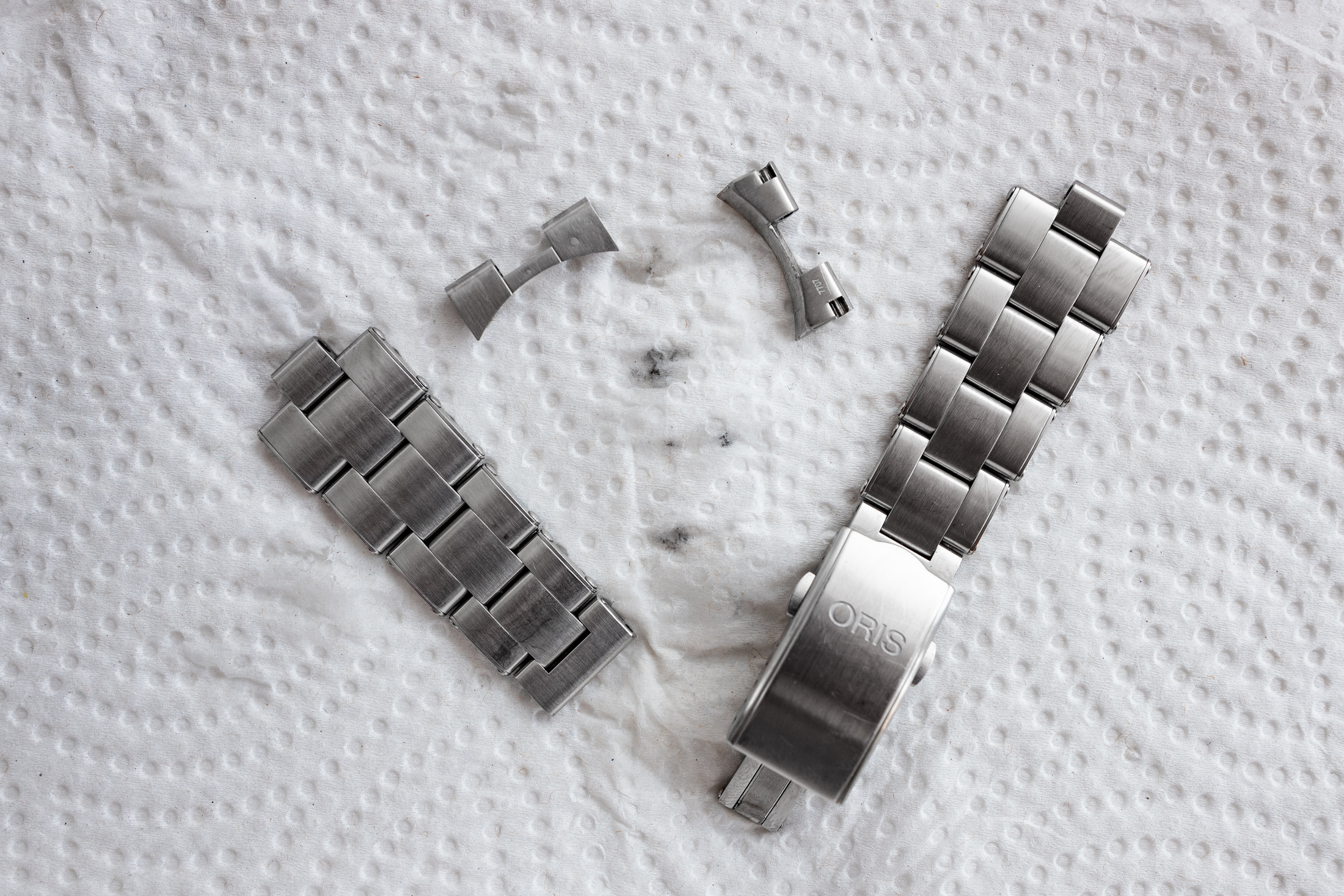 How To Clean A Stainless Steel Watch Band