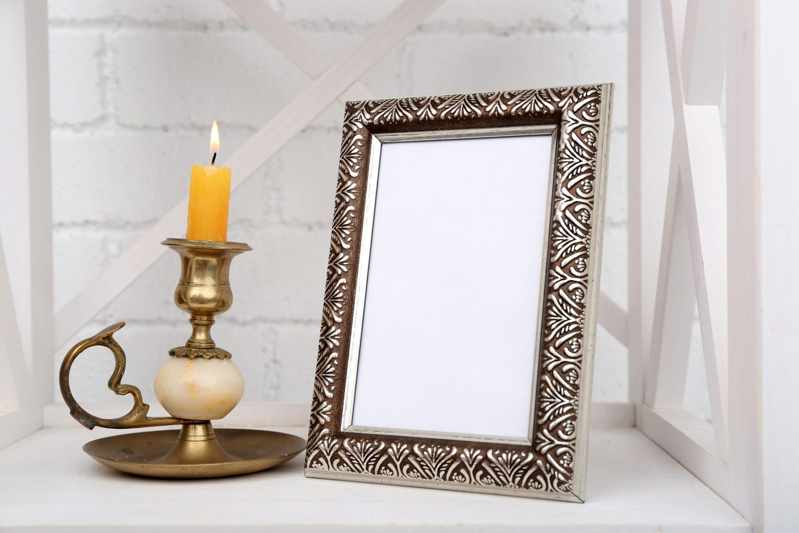 how-to-make-a-picture-frame-look-antique