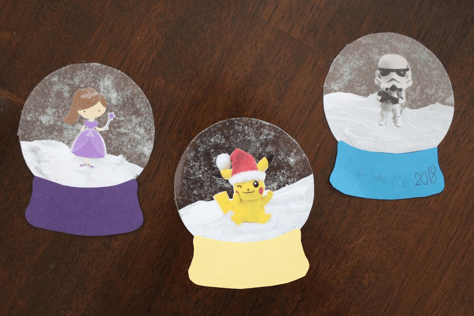 How To Make A Snow Globe Ornament With Paper