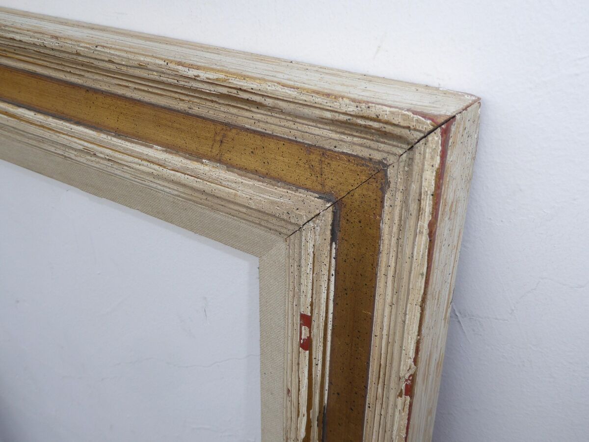 How To Make A Wooden Picture Frame Look Distressed