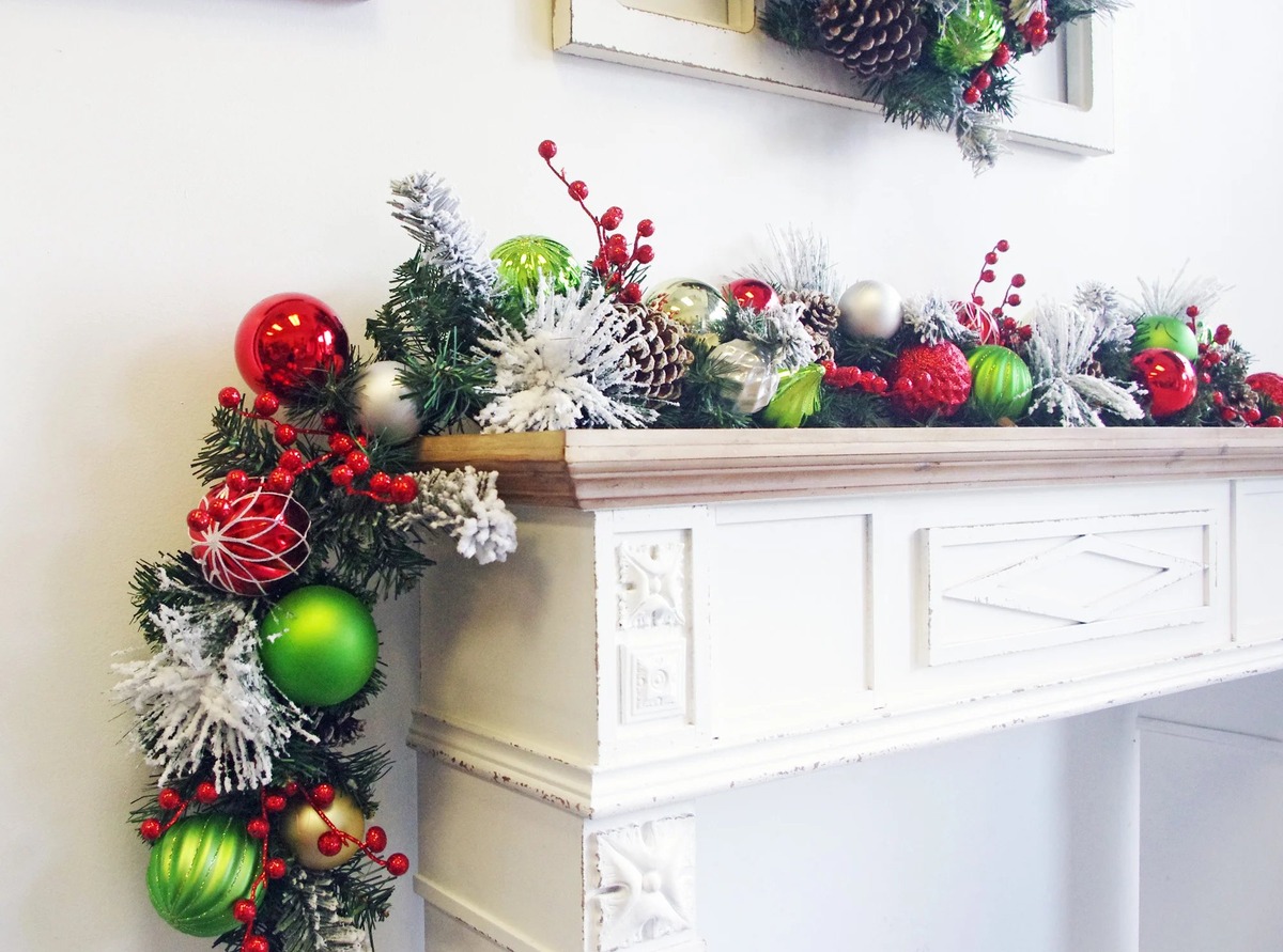 How To Make An Ornament Garland
