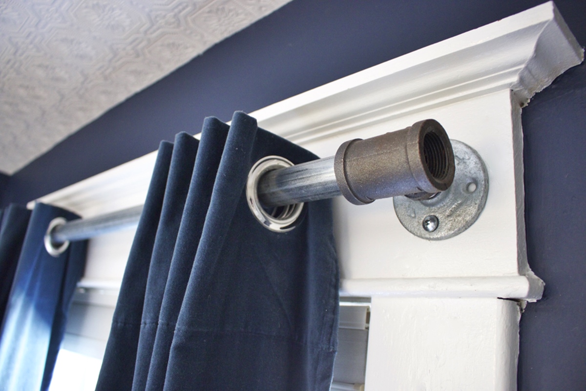 how-to-make-curtain-rods-out-of-pipe