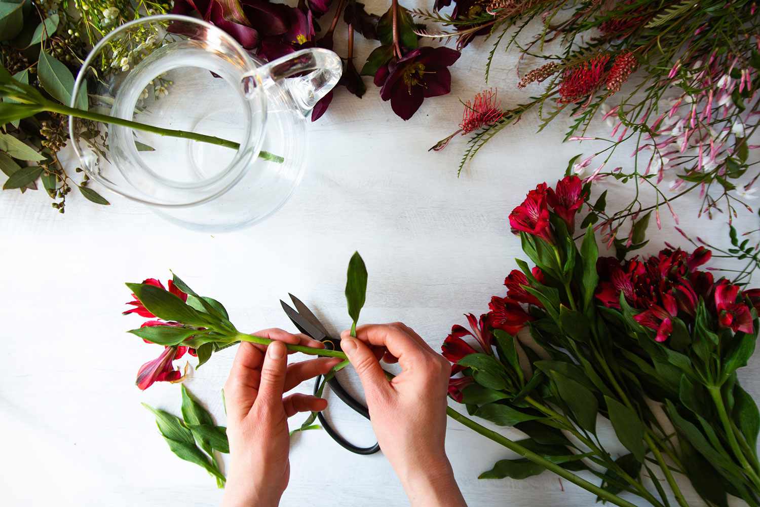 How To Prepare Flowers For A Vase