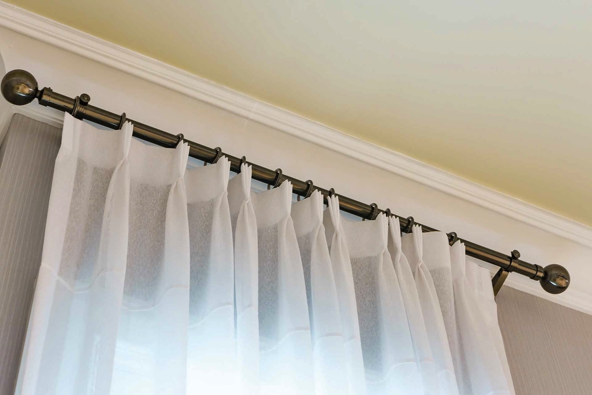 How To Put Curtain Rods Together
