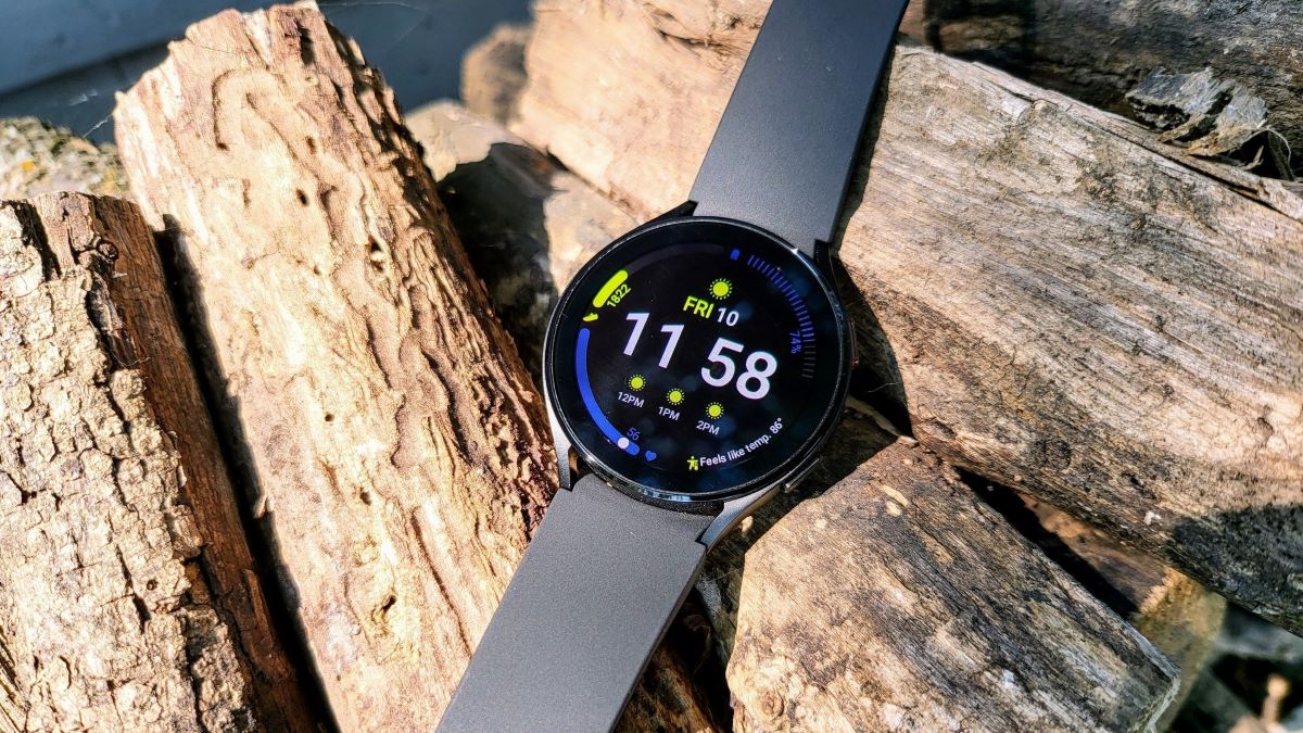 How To Remove Galaxy Watch 4 Band
